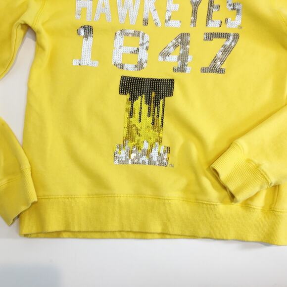 E5 College Classics University of Iowa Hawkeyes Sequin Top Sweatshirt Bling Sz M - Picture 4 of 6